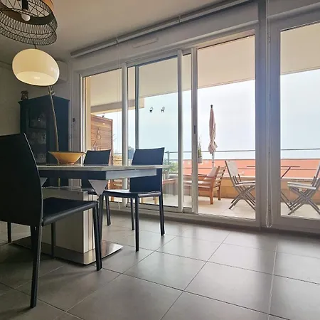 Les Marches Du Soleil *