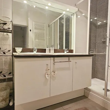 Les Marches Du Soleil * Sète